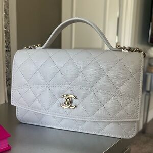 Chanel 25C Light Grey Grained Calfskin Shoulder Bag with Chain Straps